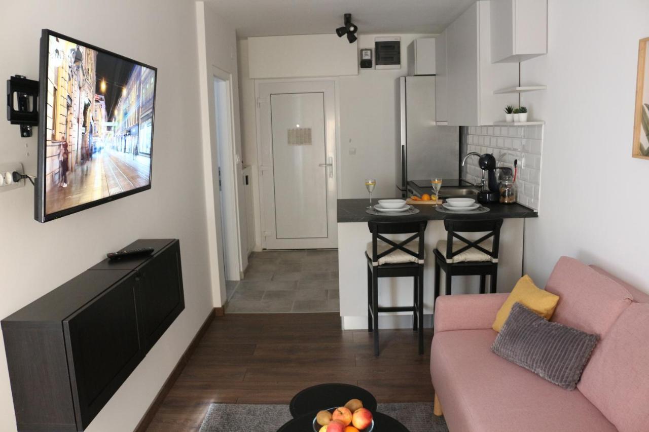 Luca, Digital Nomad Getaway Studio Apartment 萨格勒布 外观 照片